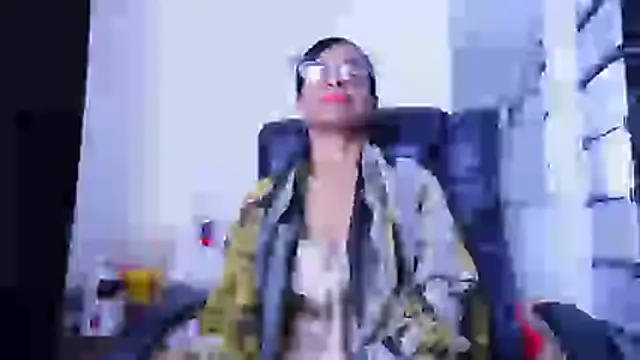Aries_Mature live cam preview