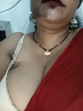 Nyra-23 live cam on StripChat