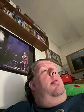 Stephanie1984 live cam on StripChat