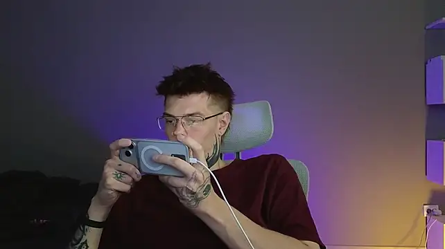 DENIS_HERE