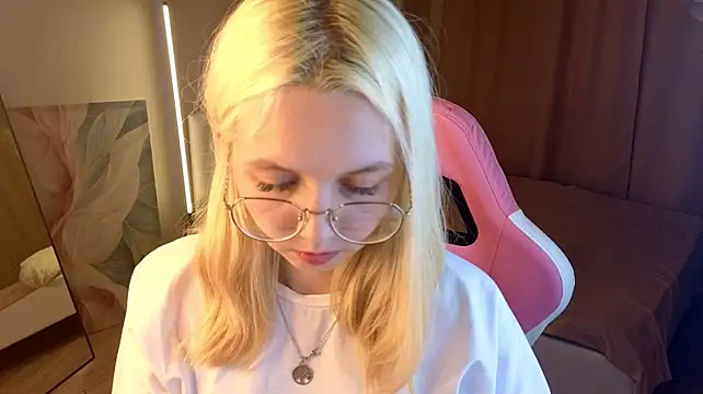 mollyy_snow