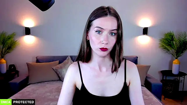 TheWoman__