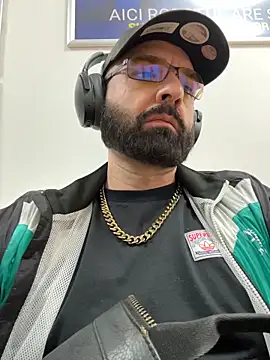 GipsyKingRo on Stripchat