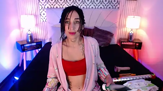 Chloe__Brm