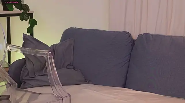 HelenDragonMother live cam preview