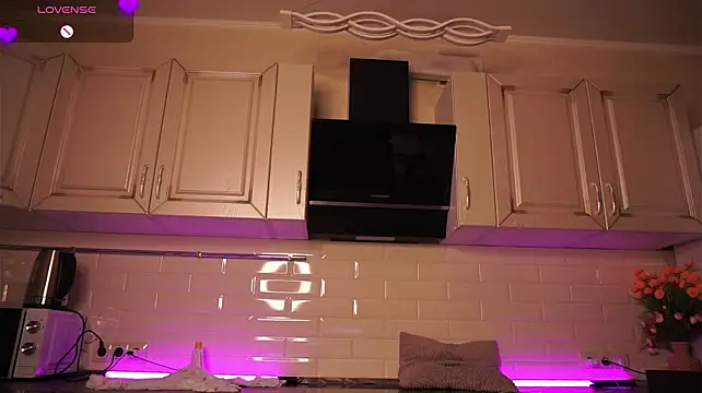 luvvele_a live cam preview