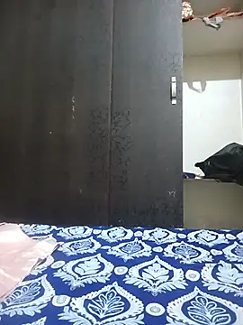 Lusty_trailer