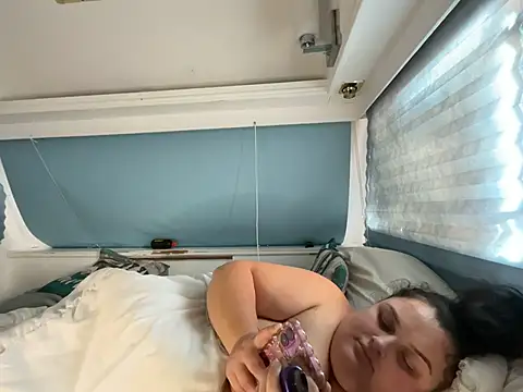 BBWlucyxxx live cam preview