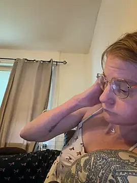 jannis1992 live sex cam