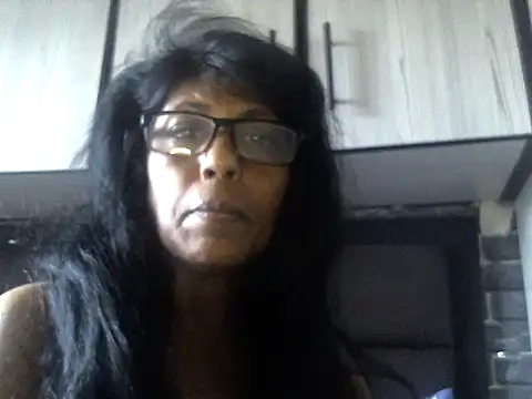 MsAttitude live cam preview