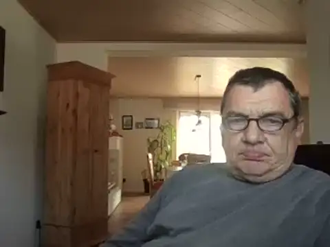 Nobbie444 live cam on StripChat