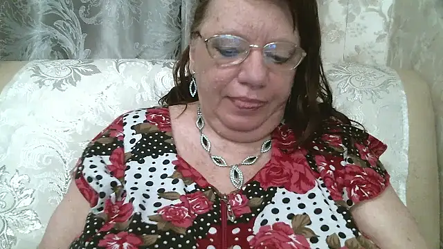 SusanaAhSun live cam on StripChat