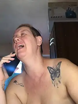 SofiaAmour live cam on StripChat