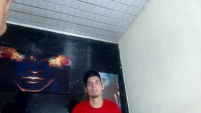 LuxeCouple live cam on StripChat