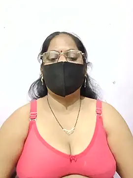 Seema_03 live cam on StripChat