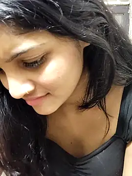 HIE-PIHU01 live cam on StripChat