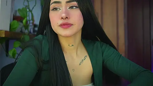 itslolavelvet live sex cam