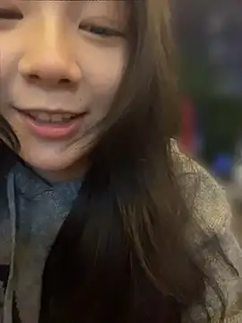 Luna-girl webcam