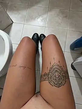 thegirlofthemirror (F young) - Scegli tu