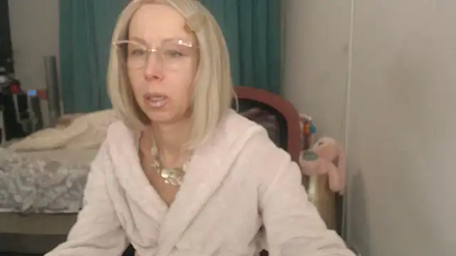 LuxuryNika