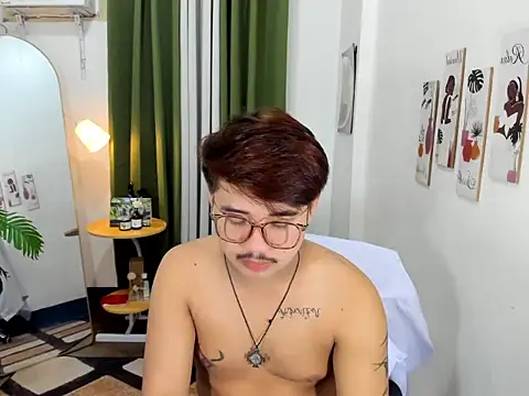 GabinJuicyHugeCock