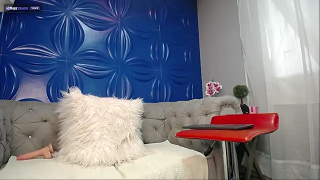 JolieDuvalle live cam preview