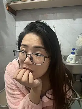 yannie5188 live cam on StripChat
