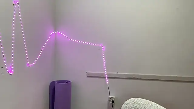 Golden_Fairy_566 webcam
