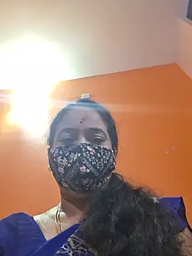 layatamil live cam on StripChat