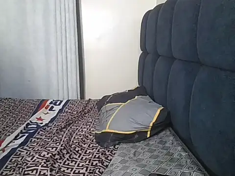 sexy_slutty1 live cam on StripChat