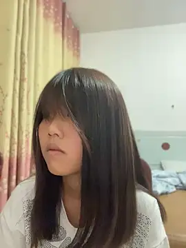 zhuzhu229 live cam on StripChat