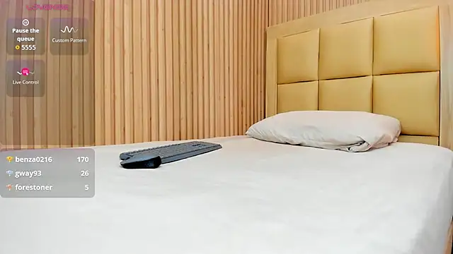 CELESTETAYLOR2 live sex cam