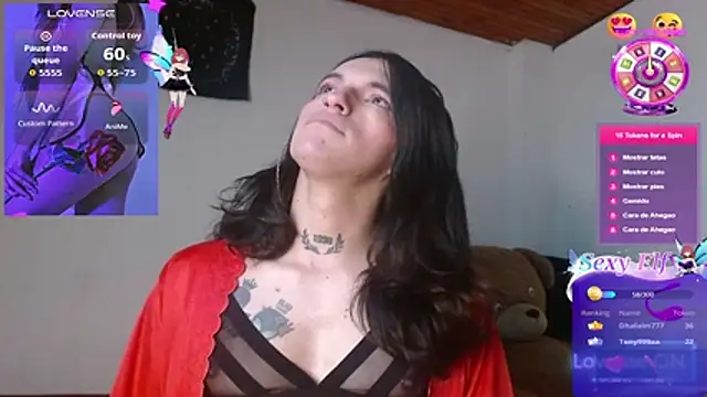 Scarlett_crastrawberry