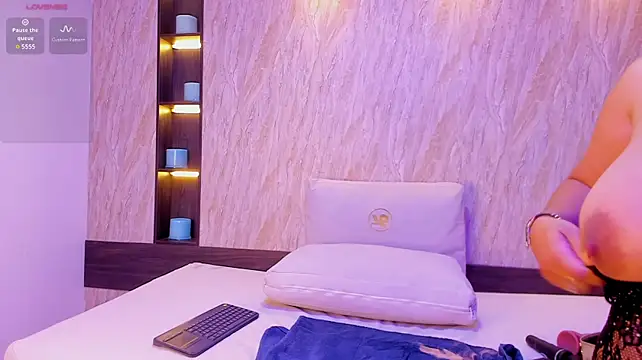 vivi_nash