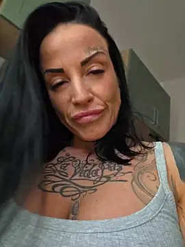 EmilyDiazofficial