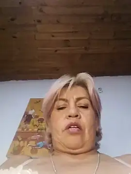 DirtyBIianca live cam on StripChat
