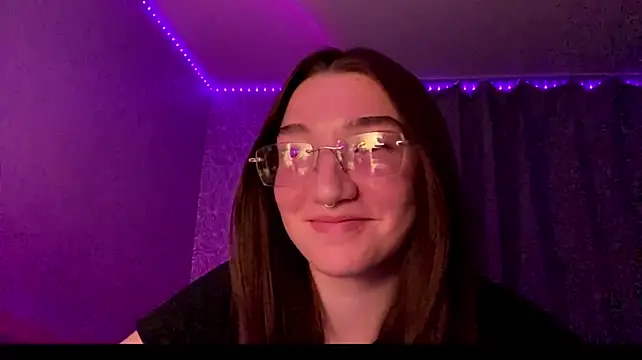 ManyMaron live cam on StripChat
