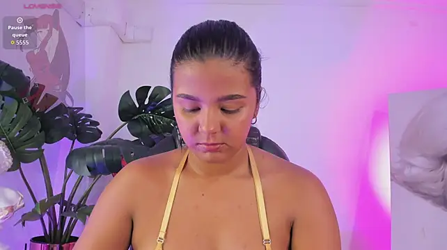JANYLOVE__