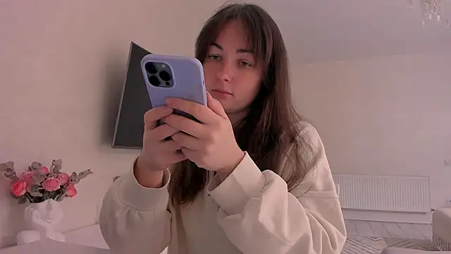 cClandesTina live cam on StripChat
