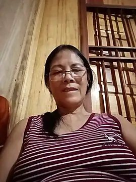 toyo_668 live cam on StripChat