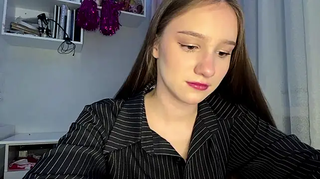 DonetteAlaya live cam on StripChat