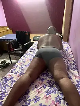 Dick_6inches_Delhi