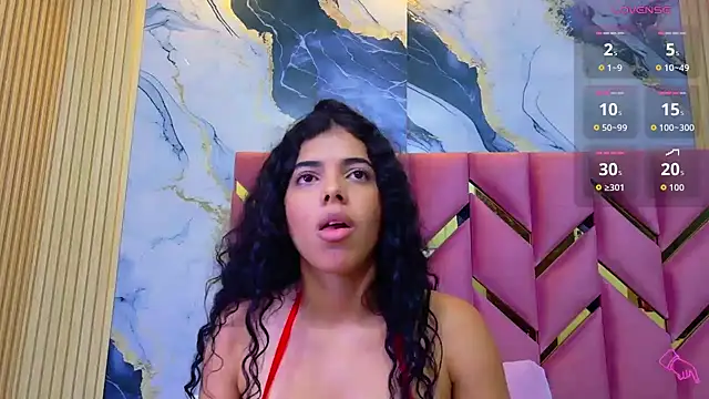 hotiergirl webcam