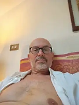 Lovely_professor live cam on StripChat