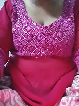 Sakina-Ali live cam on StripChat