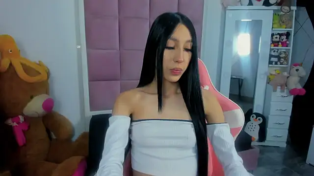 Maddy_Cooper