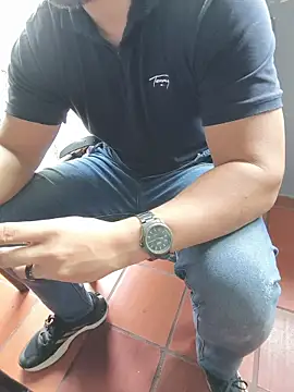 jacson_w8 live cam on StripChat