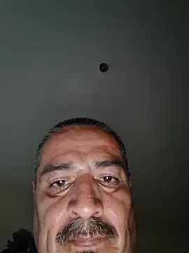 bimexpoexist live cam on StripChat