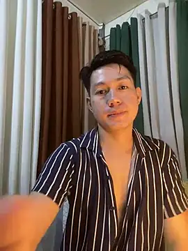 xshyboyx (M young) - CUM AT GOAL