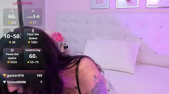 HollyBloom_